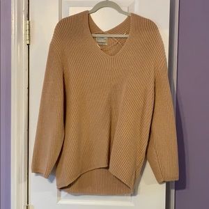 NEVER WORN urban sweater